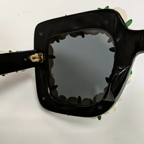 Dolce & Gabbana - Picture 16 of 16